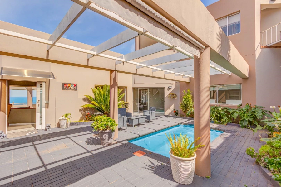 6 Bedroom Property for Sale in Brenton On Sea Western Cape